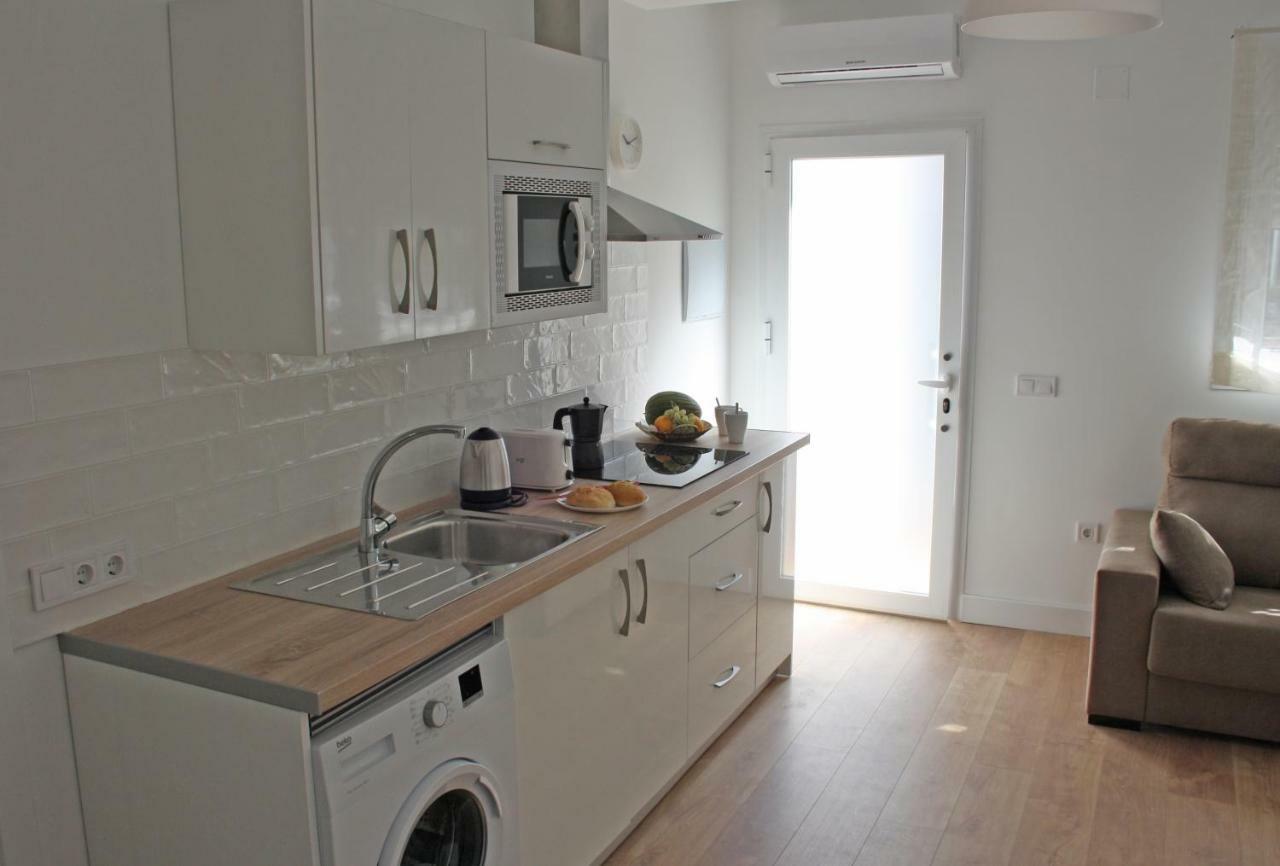 Apartamentos Angelita Plaza Beach Málaga Eksteriør billede