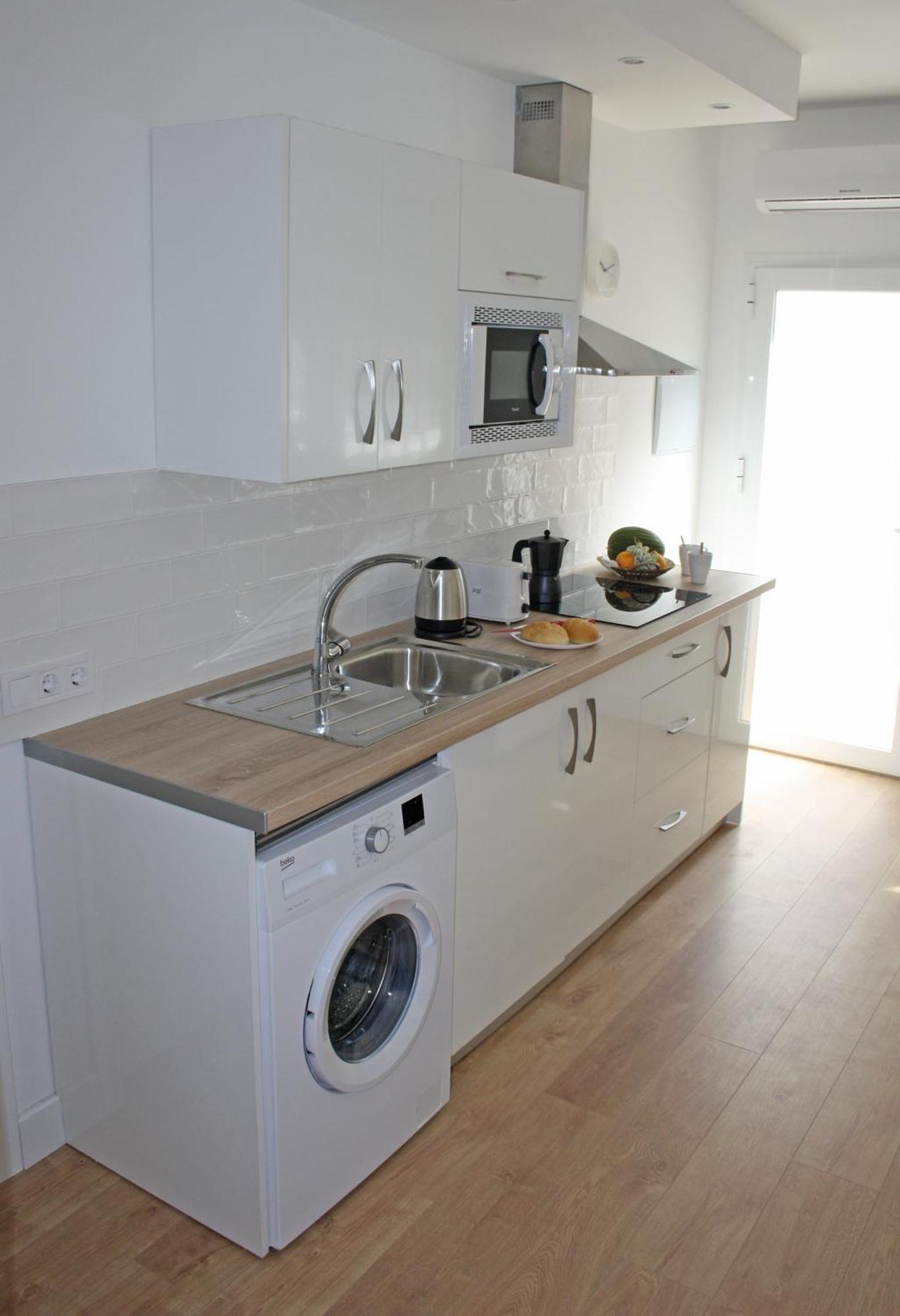 Apartamentos Angelita Plaza Beach Málaga Eksteriør billede