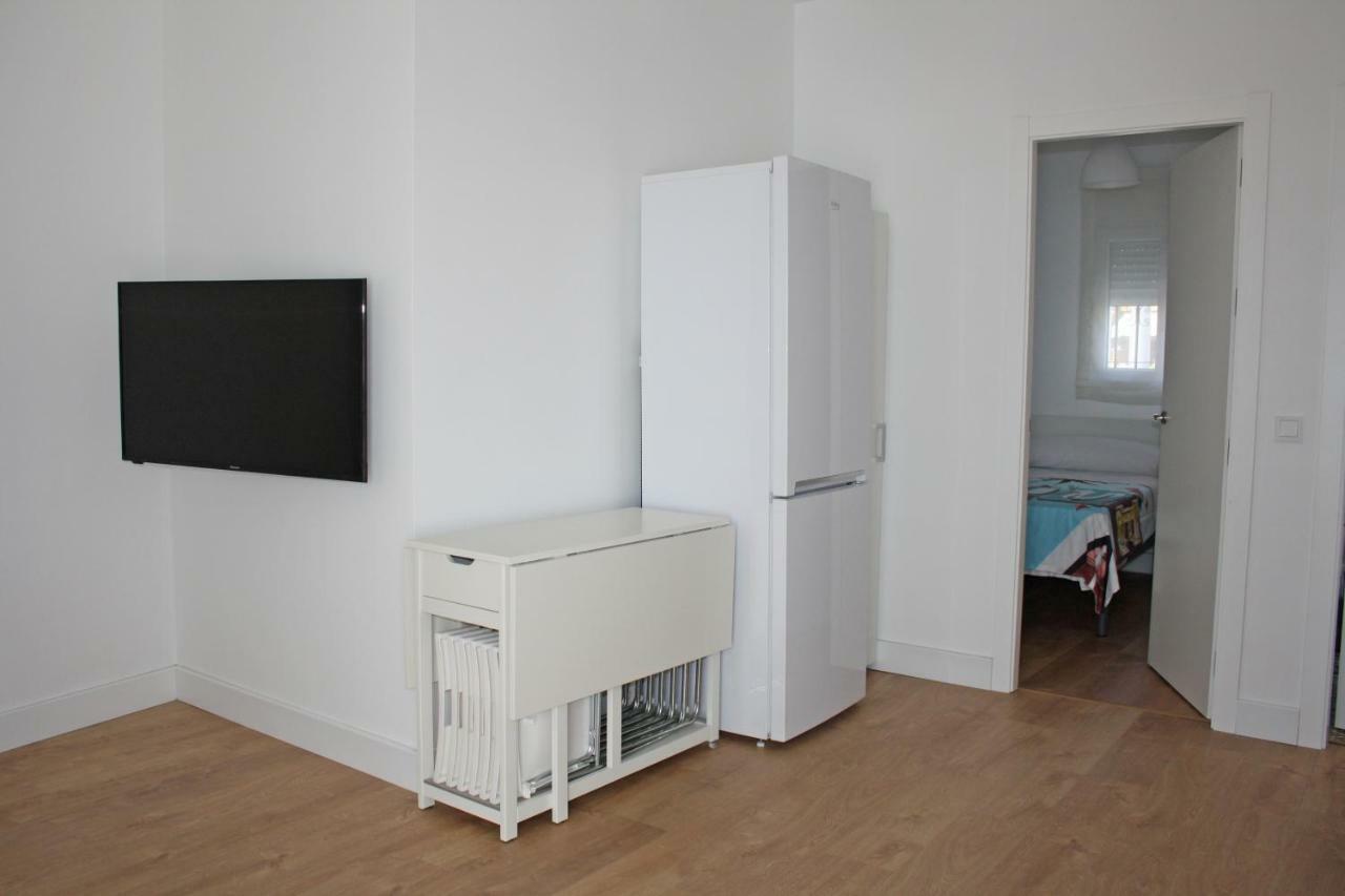 Apartamentos Angelita Plaza Beach Málaga Eksteriør billede