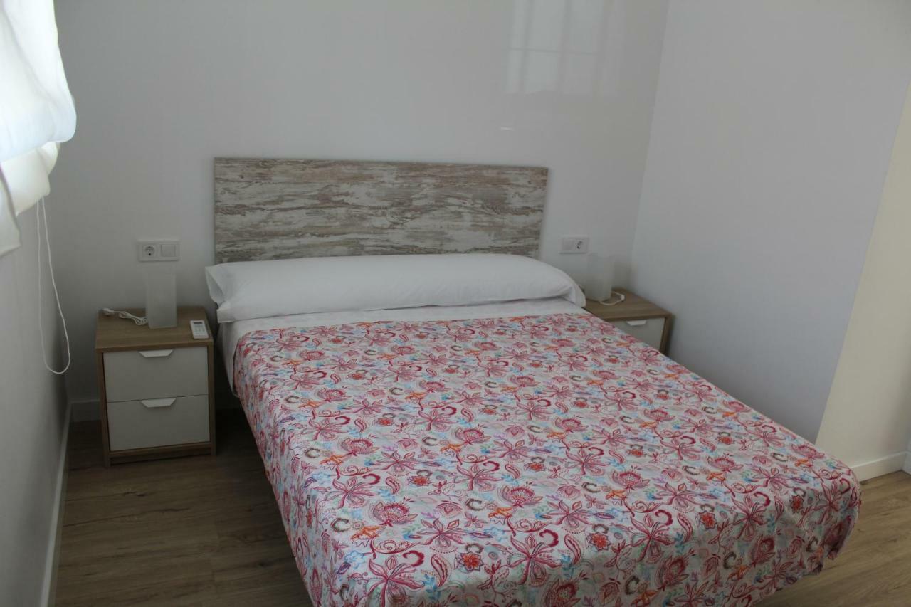 Apartamentos Angelita Plaza Beach Málaga Eksteriør billede