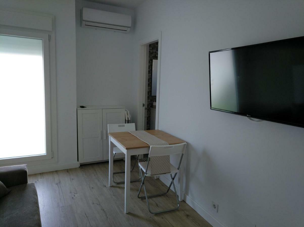 Apartamentos Angelita Plaza Beach Málaga Eksteriør billede