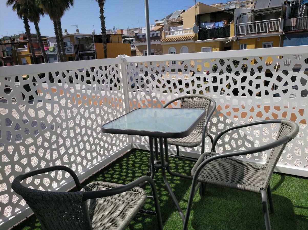 Apartamentos Angelita Plaza Beach Málaga Eksteriør billede