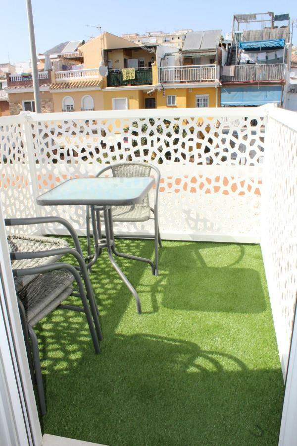 Apartamentos Angelita Plaza Beach Málaga Eksteriør billede